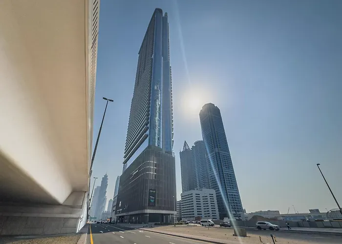 Luxury 2Br Paramount Midtown Infinity Pool Business Bay Dubai