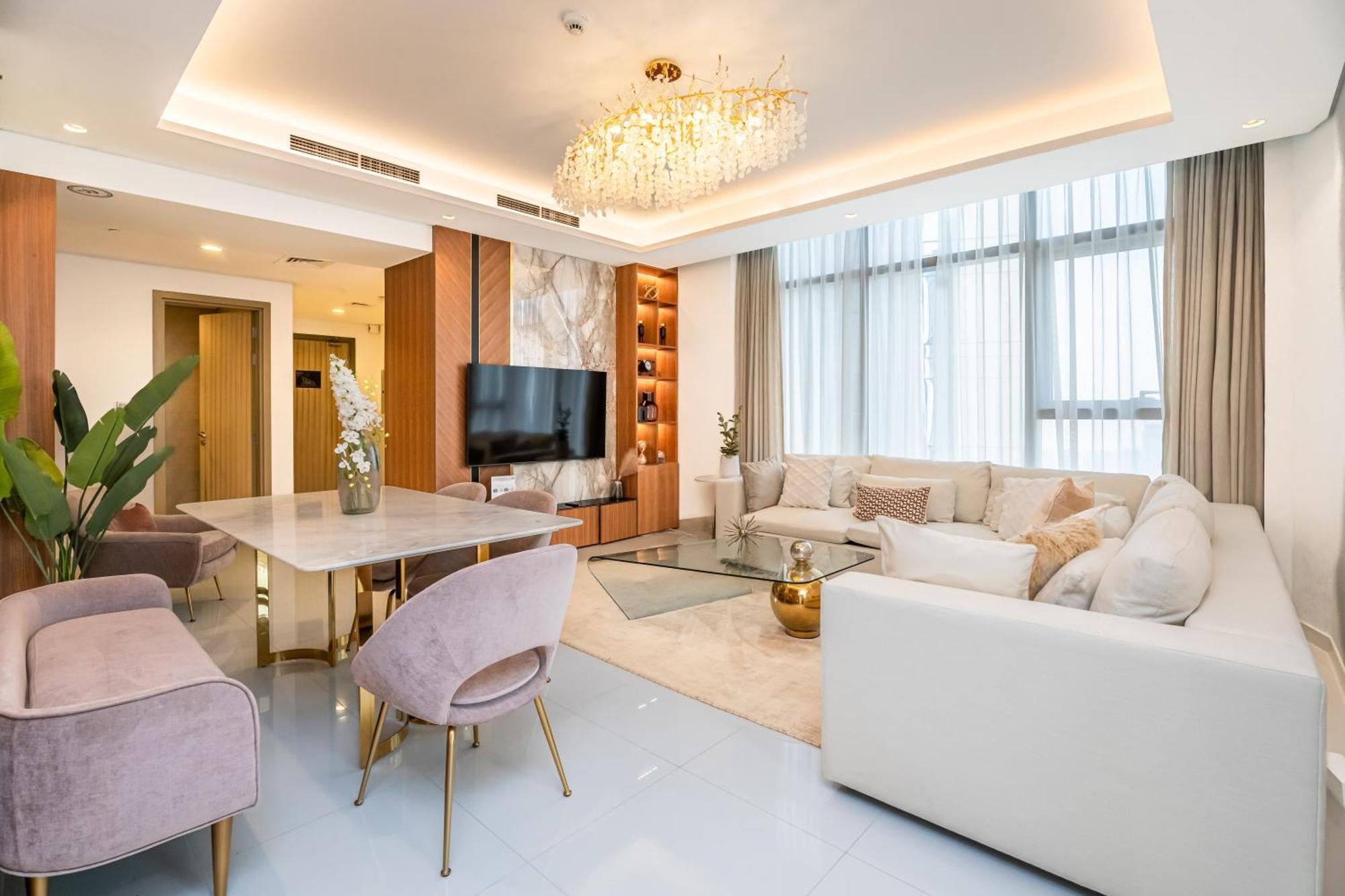Luxury 2br Paramount Midtown Infinity Pool Business Bay * دبي