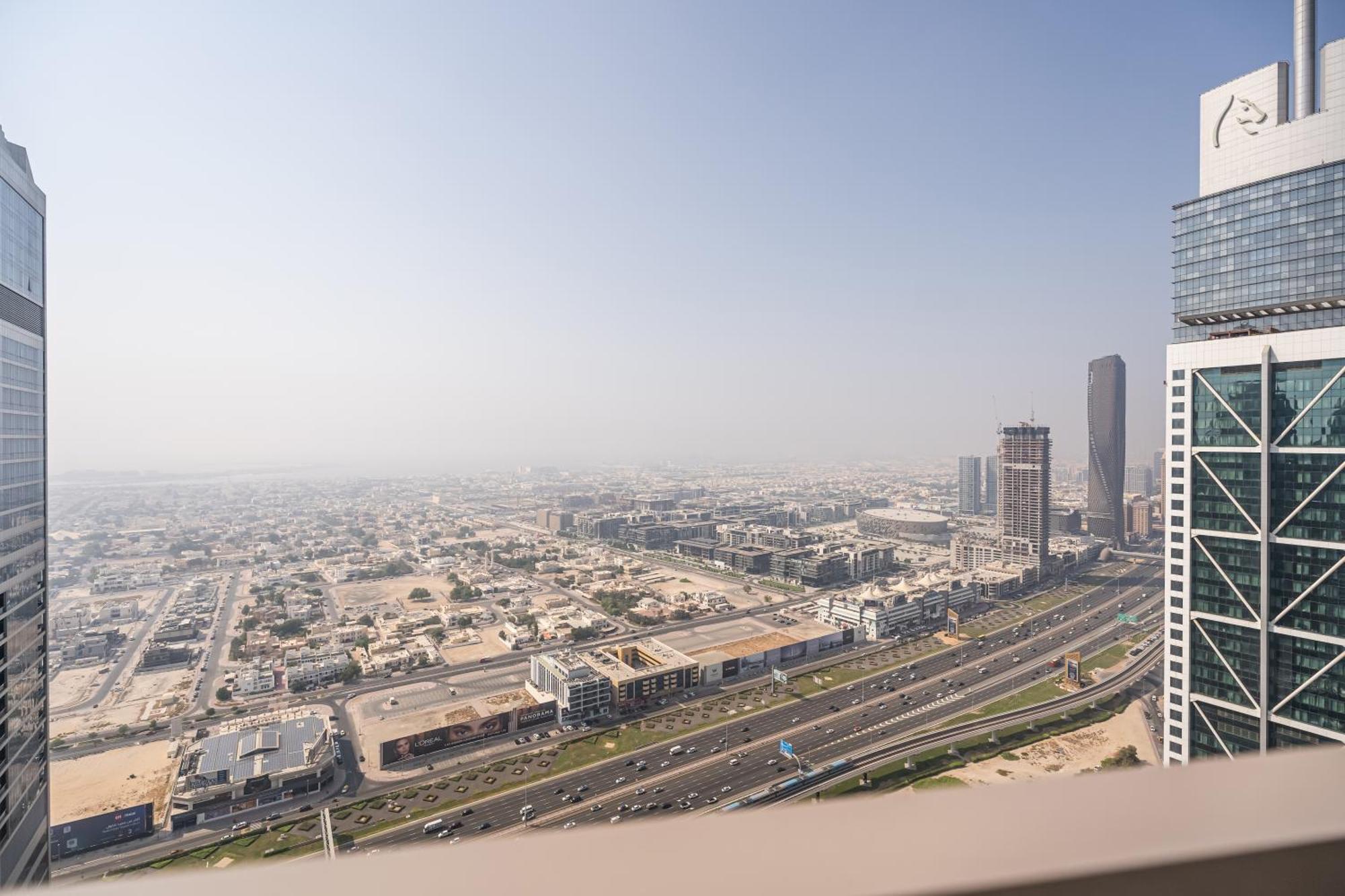 Luxury 2br Paramount Midtown Infinity Pool Business Bay * دبي